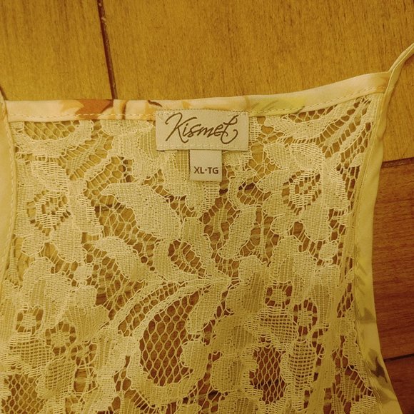 Kismet tank top ( silky feel) - Picture 4 of 6